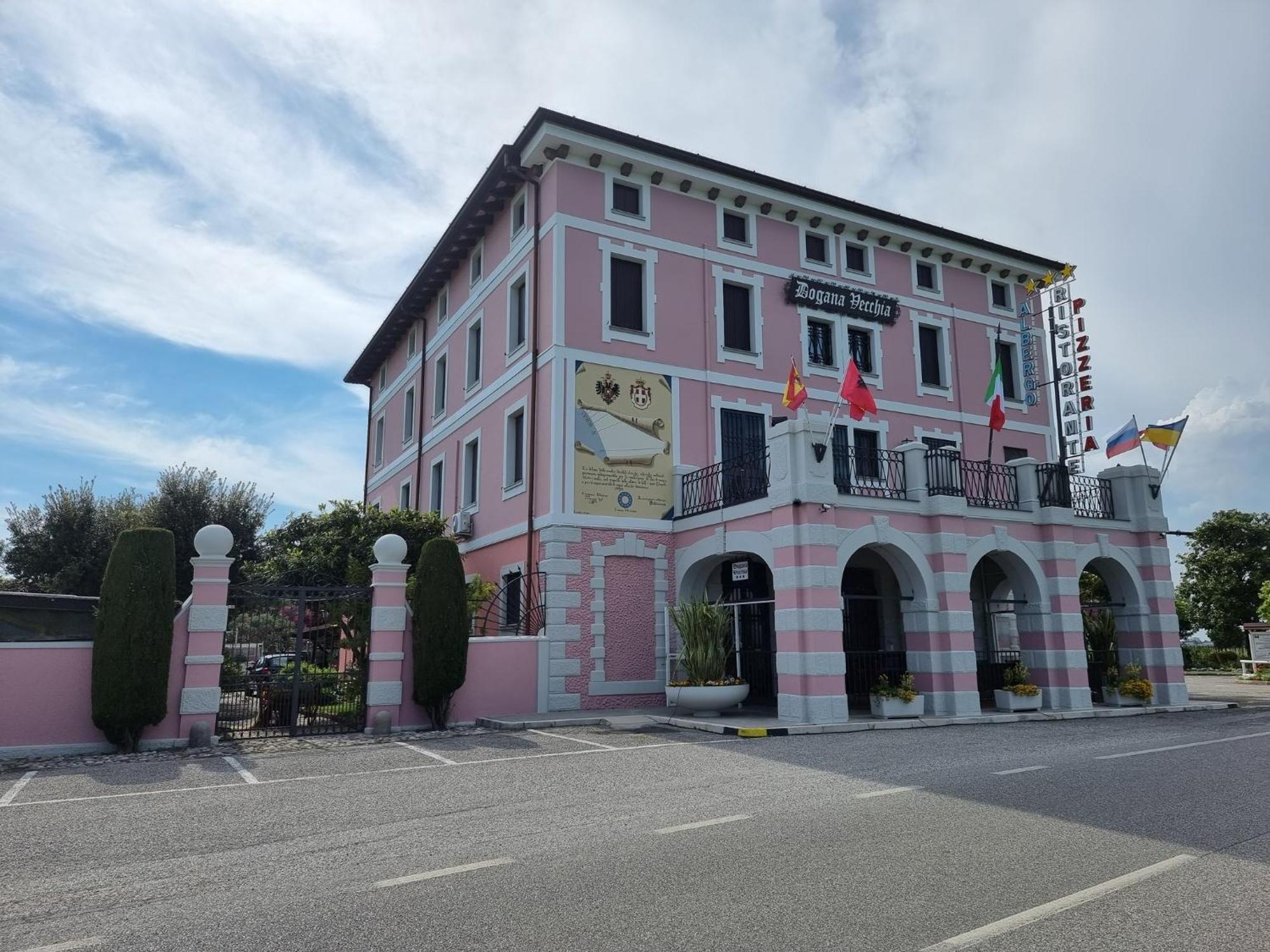 Dogana Vecchia - Hotel & Residence B&B Ristorante & Pizzeria Trivignano Udinese Dış mekan fotoğraf